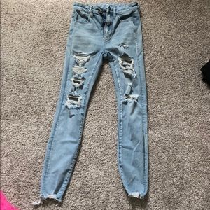 American Eagle Jeans : ripped, high waisted size 2